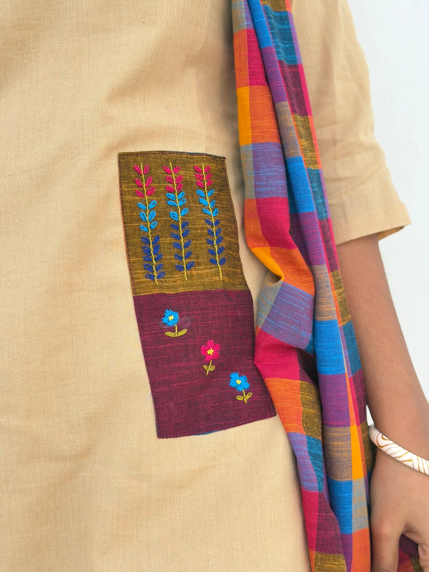 Nila Patch Kurta Set
