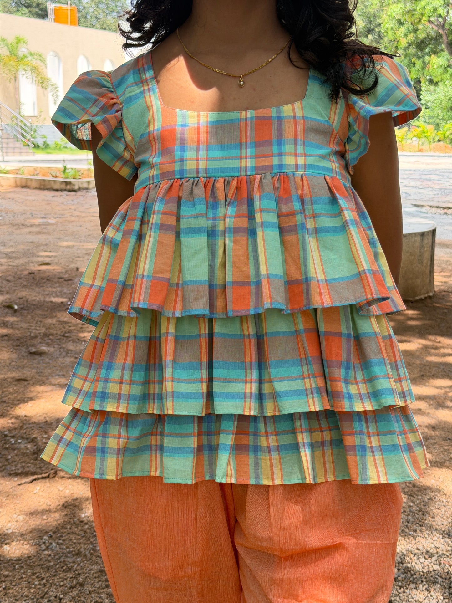 Niki - flowy flared coord set